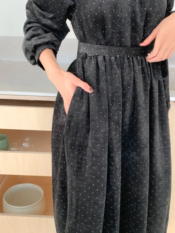 星點束腰泡袖中長洋裝