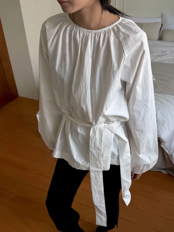 雲袖飄帶寬版上衣