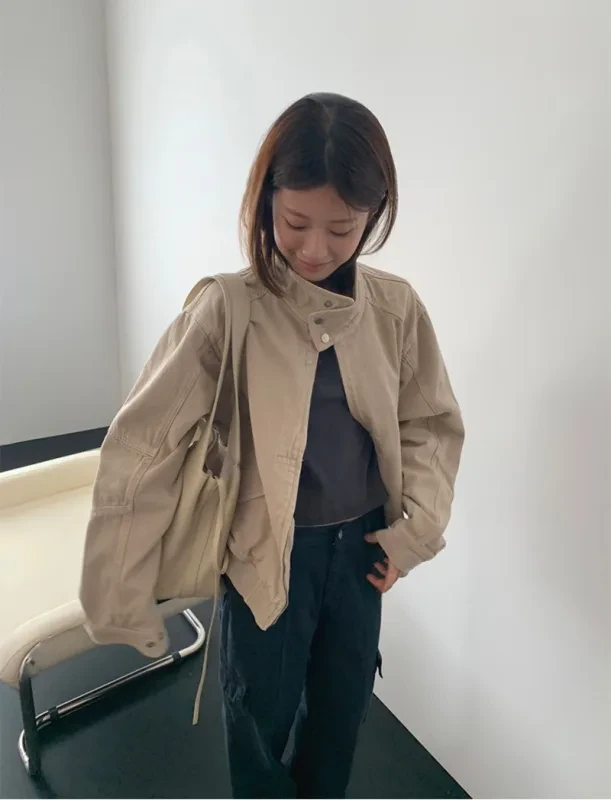 暖砂工裝立領抽繩外套